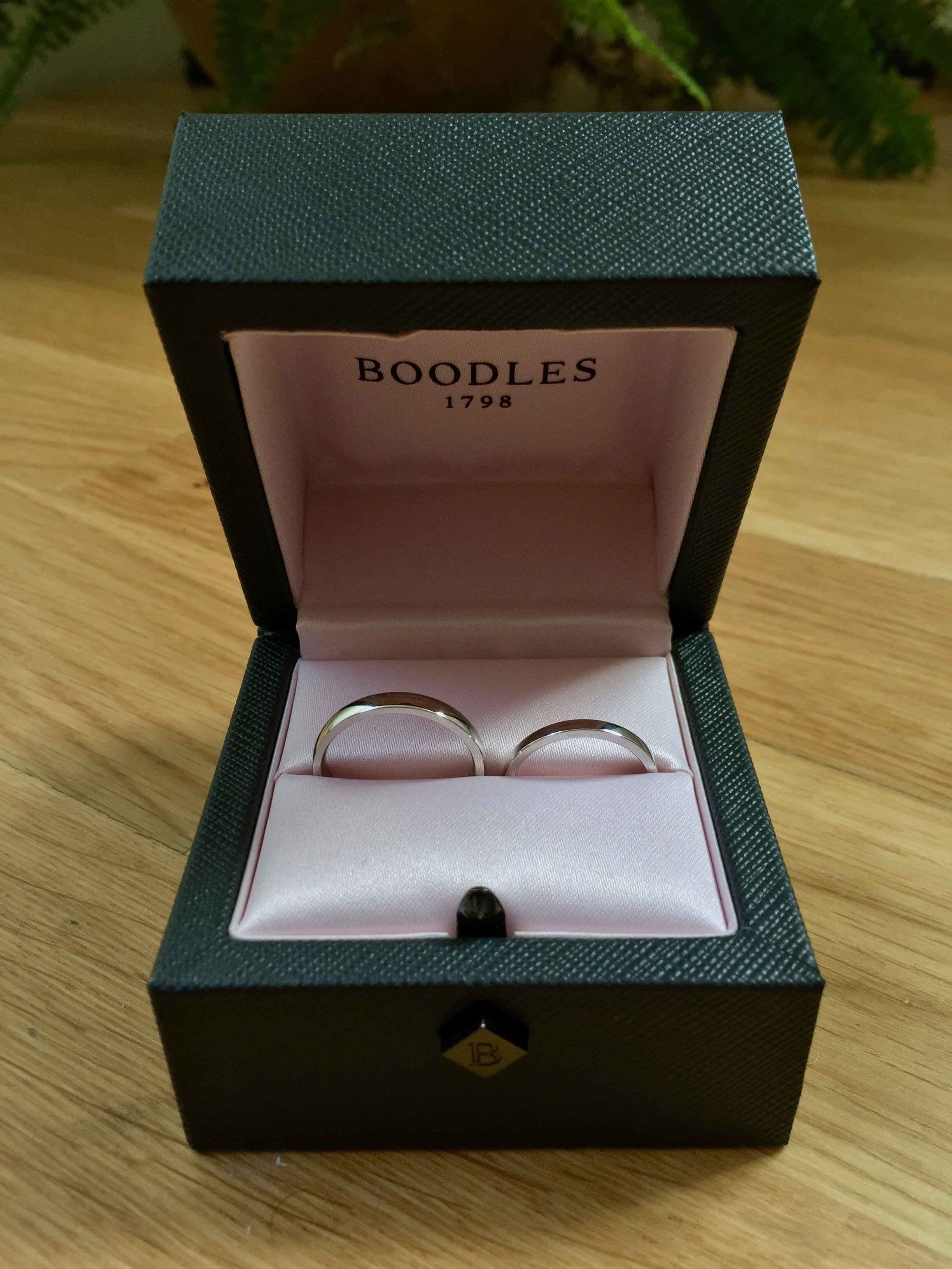 His and hers wedding rings